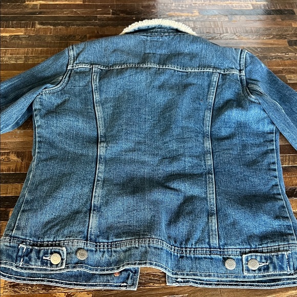 Old Navy Blue Denim Jacket with Cream Sherpa Collar - Picture 5 of 5